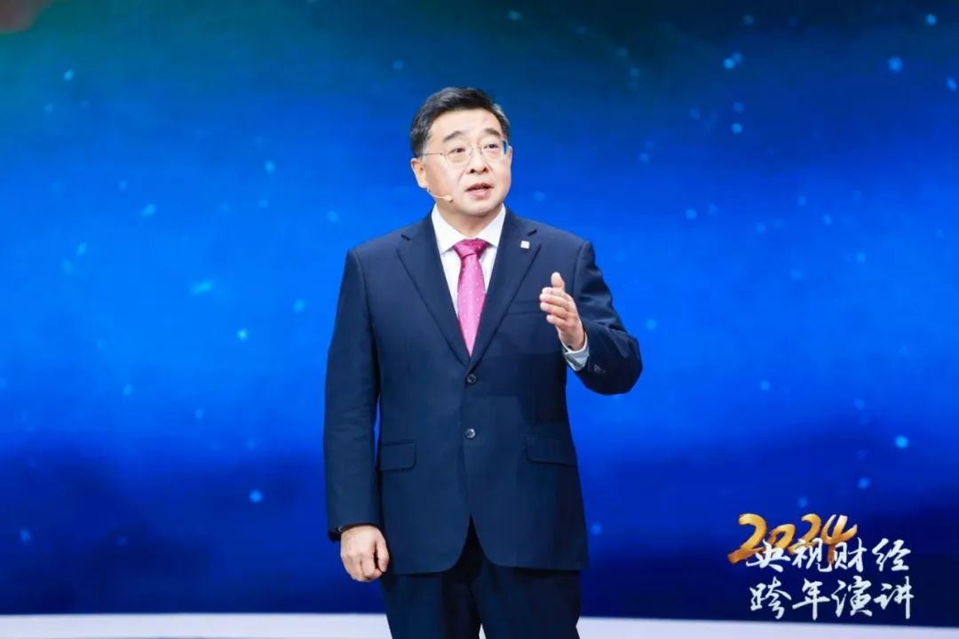 央视跨年演讲 | 杨东升：以一臂之力造福人类