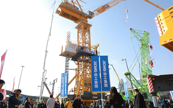 bauma CHINA 2024丨88858cc永利塔式起重机、智能施工升降机火热亮相
